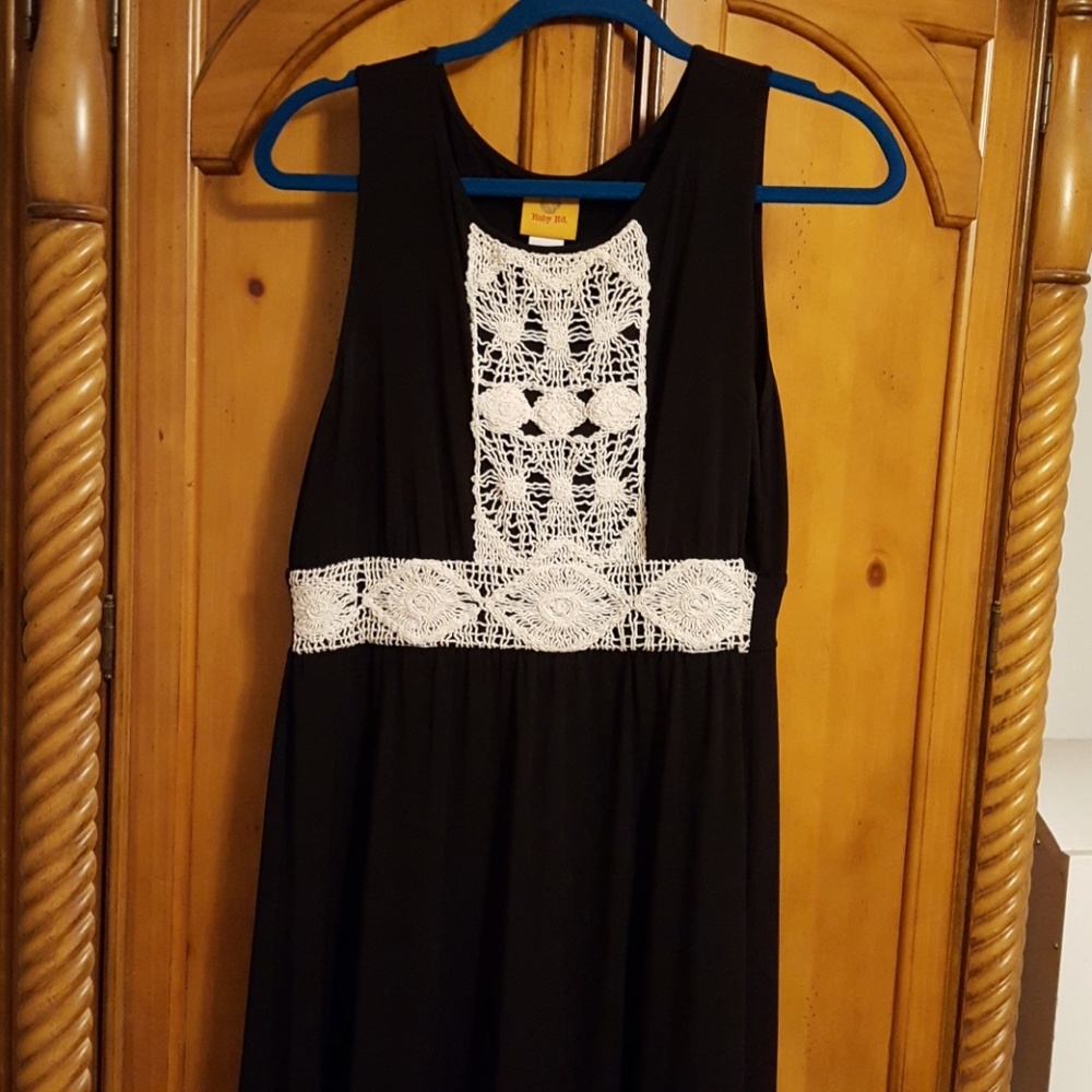 Hi/low Dress, long in back, midi front!